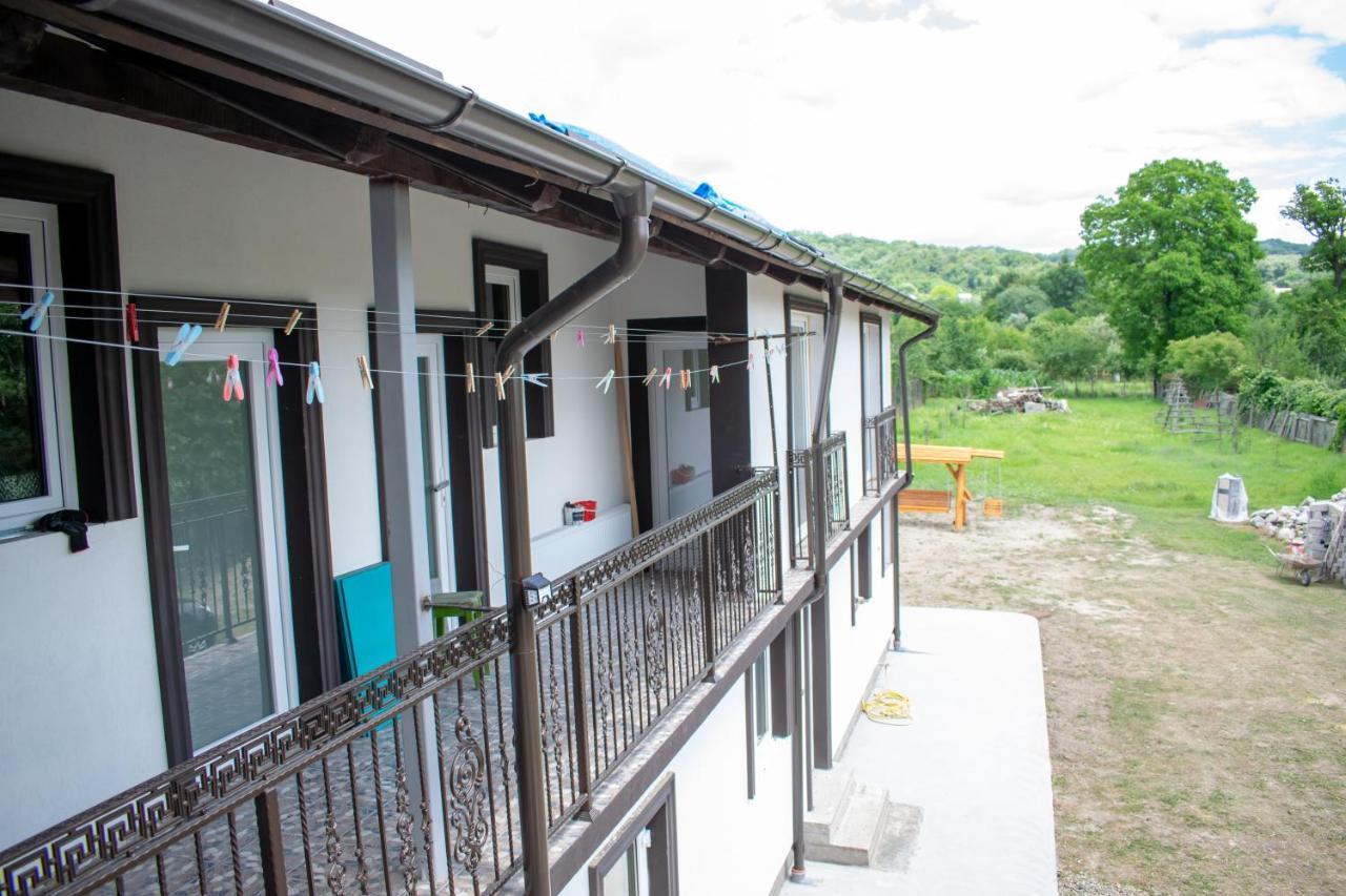 Casa Nevada Otel Curtea de Argeş Dış mekan fotoğraf
